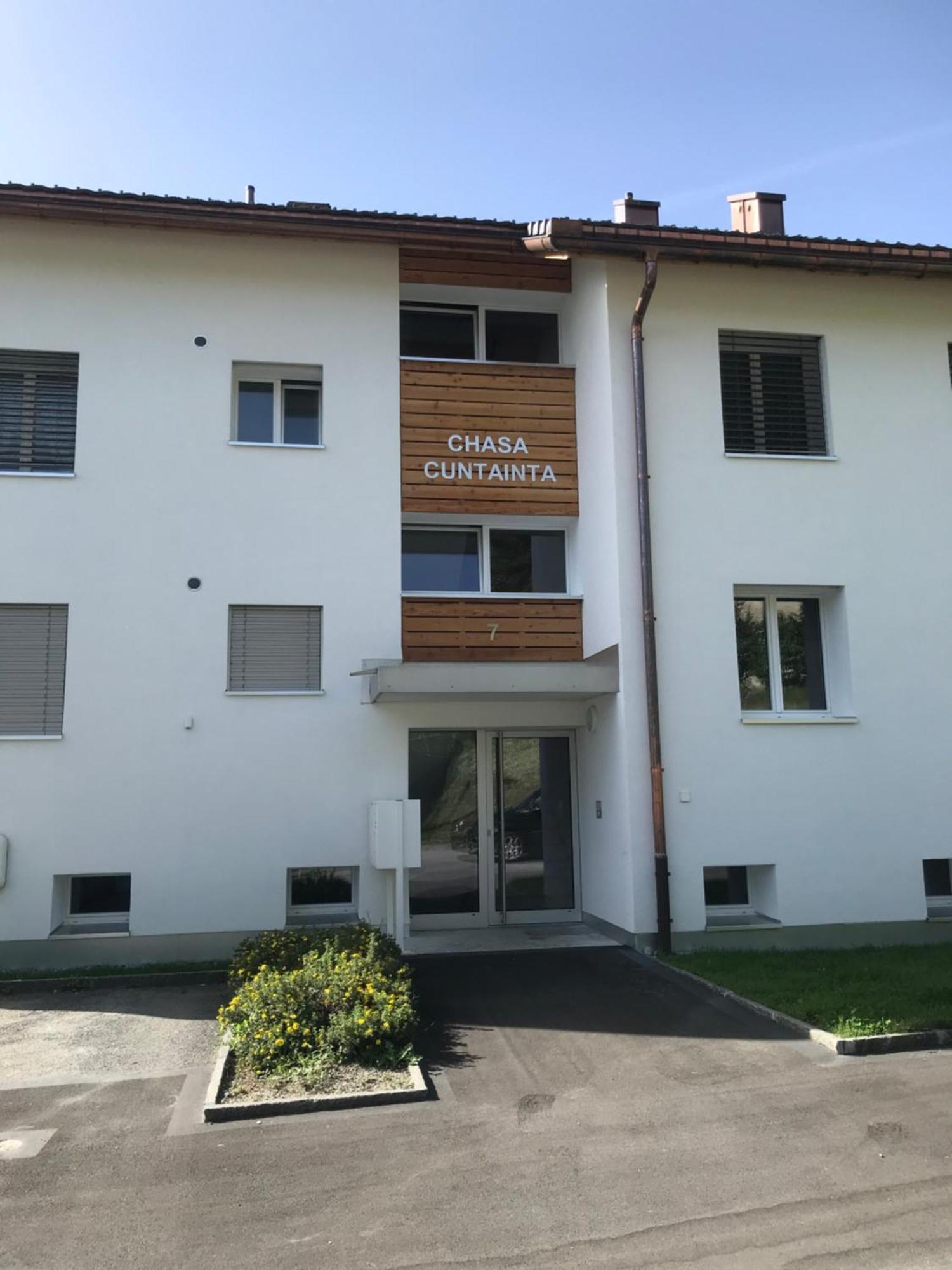 Aaa Chalet Allegra Rojo With Mountain View Scuol Exterior foto
