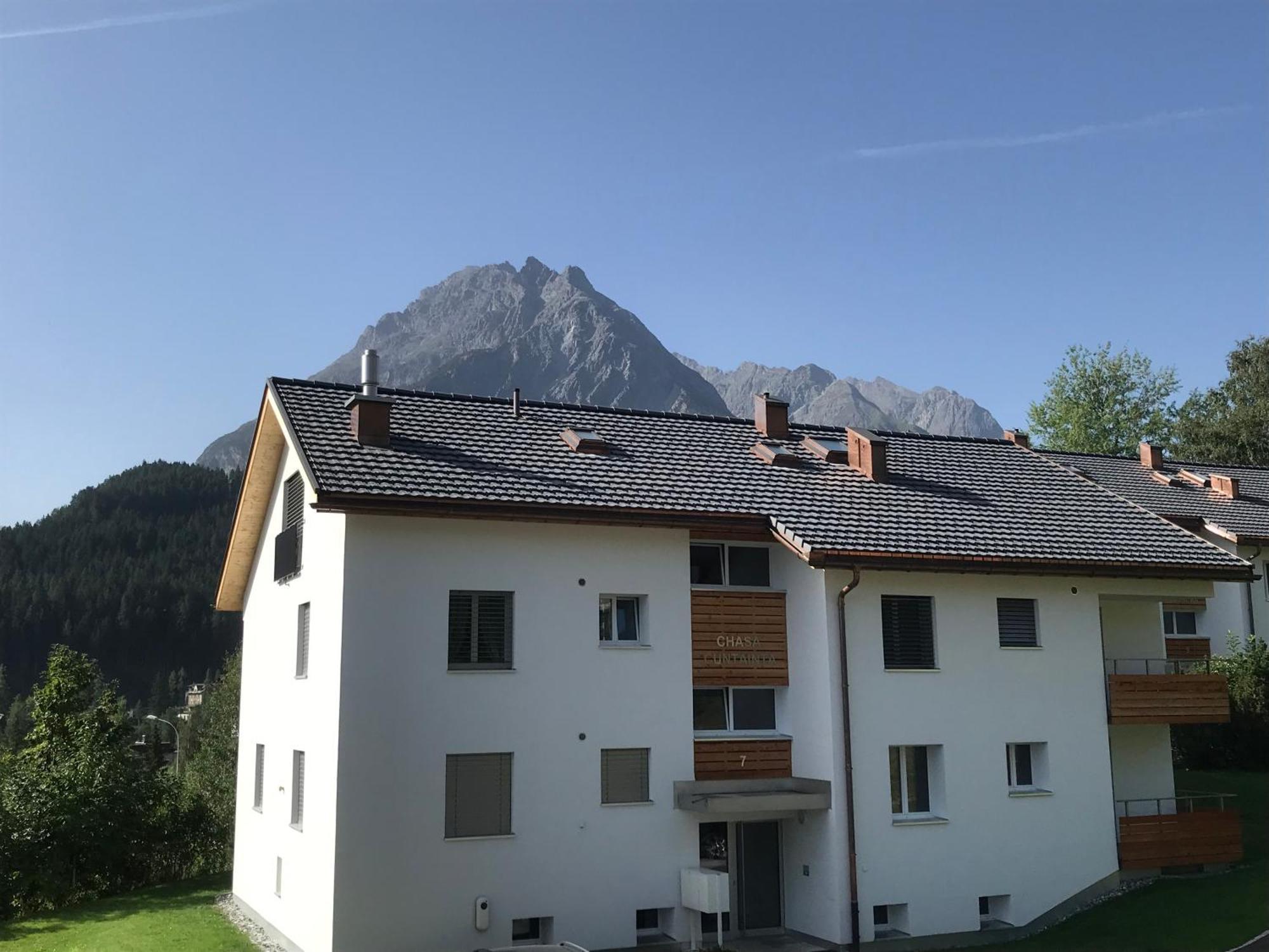 Aaa Chalet Allegra Rojo With Mountain View Scuol Exterior foto